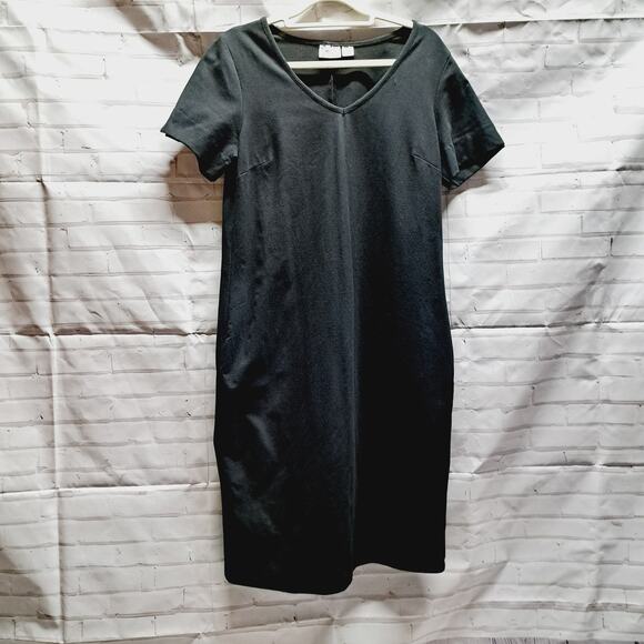 NWOT Women with Control Black Midi Short Sleeve Stretch Dress Md. - Picture 1 of 5